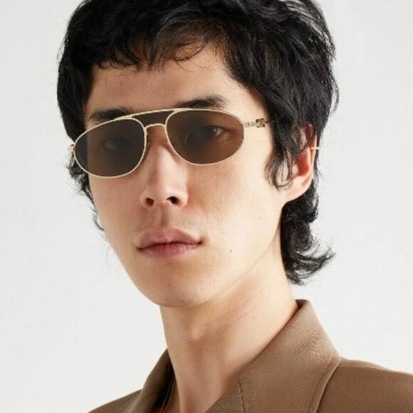 NEW Fendi FE40072U 30E  Fendi - O'Lock Aviator-Style Gold-Tone Sunglasses - Picture 1 of 9